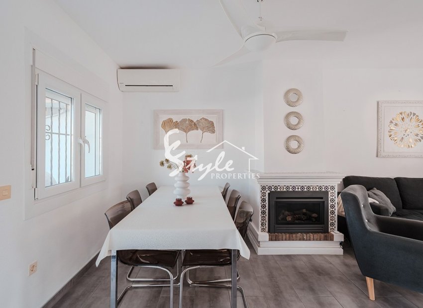 Resale - Adosado - Villamartin, Orihuela Costa - Res. Las Filipinas