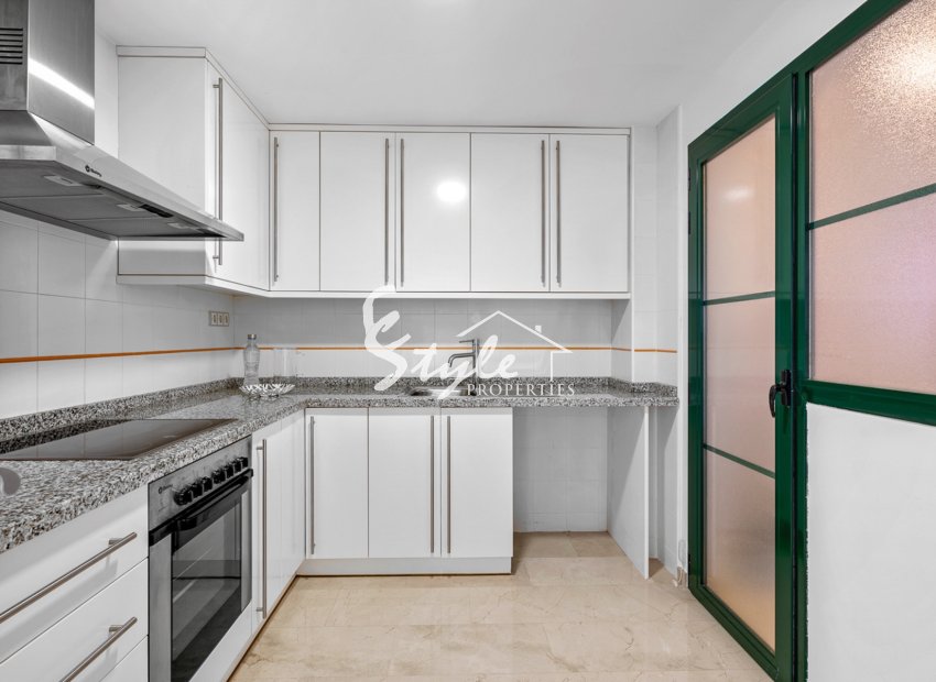 Resale - Apartament  - Benidorm - Sierra cortina