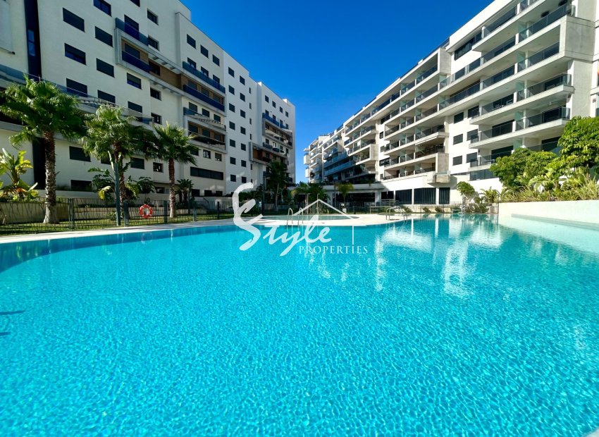 Resale - Apartament  - Dahesa de Campoamor - Campoamor