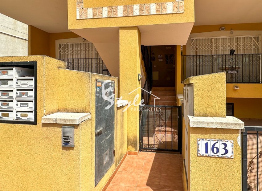 Resale - Apartament  - Daya Vieja - Costa Blanca Sur