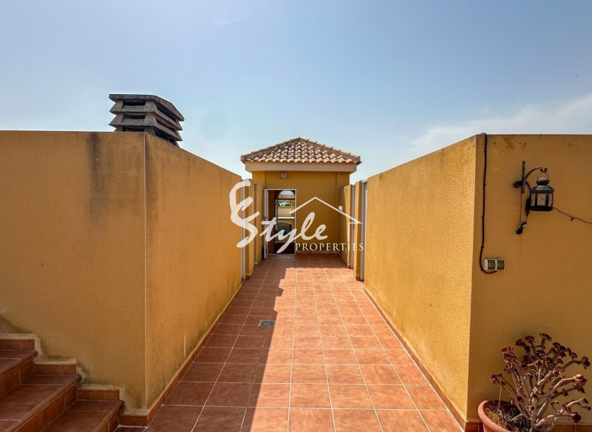 Resale - Apartament  - Daya Vieja - Costa Blanca Sur