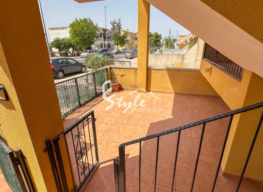 Resale - Apartament  - Daya Vieja - Costa Blanca Sur