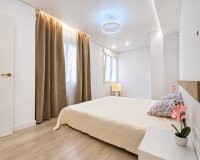 Resale - Apartament / Duplex - Torrevieja - Playa Acequion
