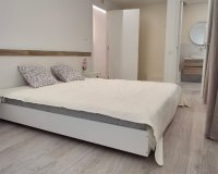 Resale - Apartament / Duplex - Torrevieja - Playa Acequion