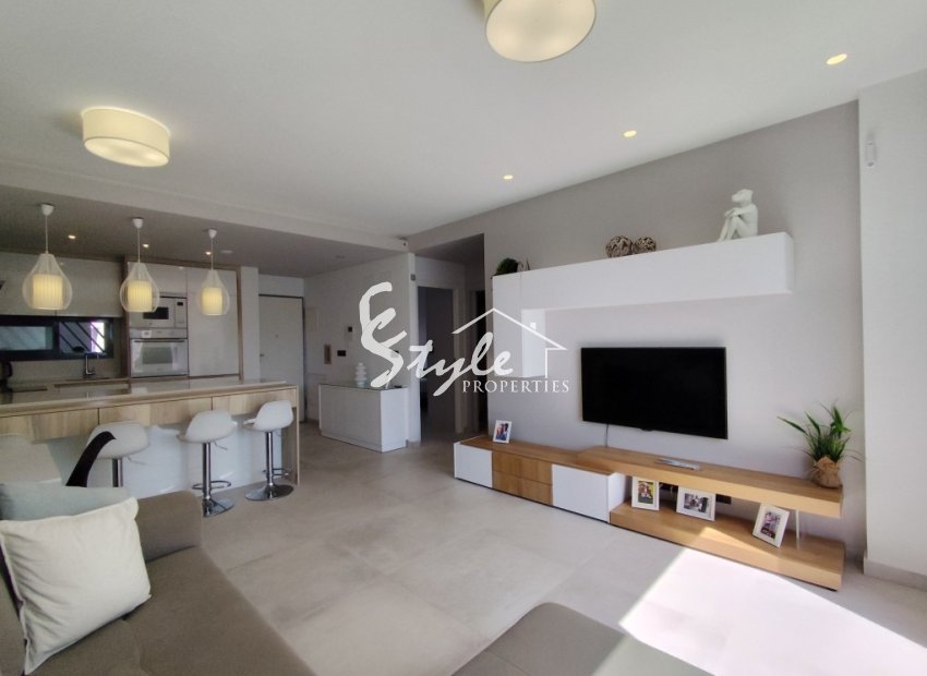 Resale - Apartament  - El Raso