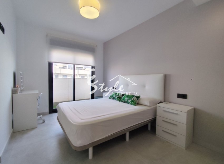 Resale - Apartament  - El Raso