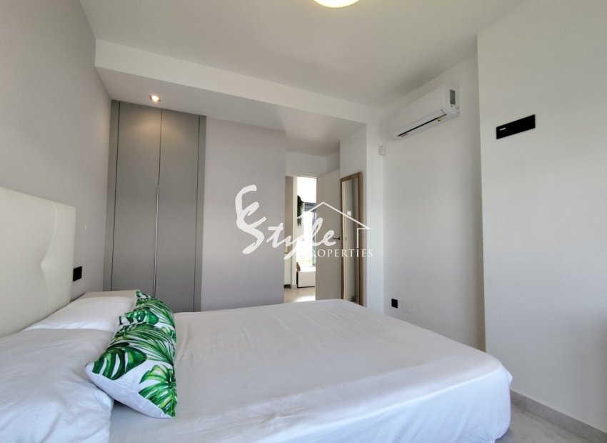Resale - Apartament  - El Raso
