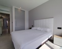Resale - Apartament  - El Raso