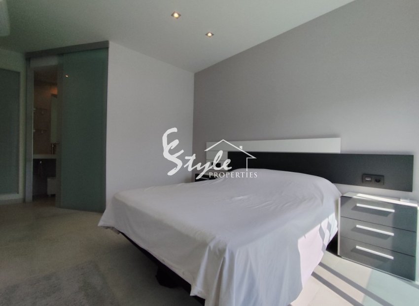 Resale - Apartament  - El Raso