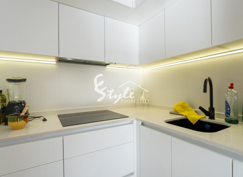Resale - Apartament  - Guardamar - El Raso
