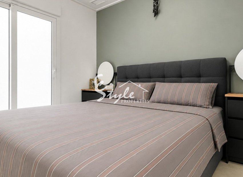 Resale - Apartament  - Guardamar - El Raso