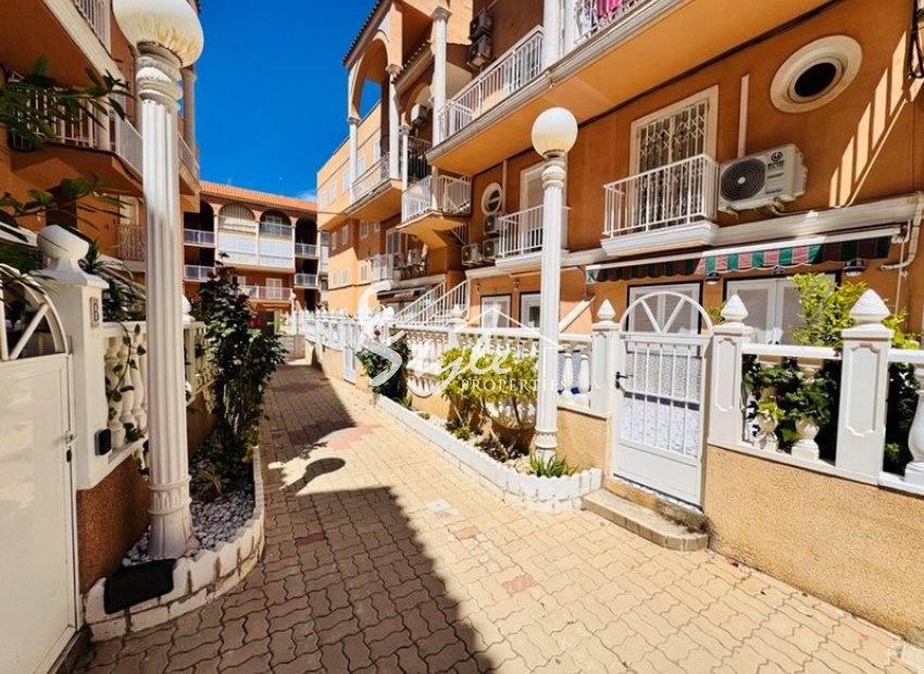 Resale - Apartament  - La Mata