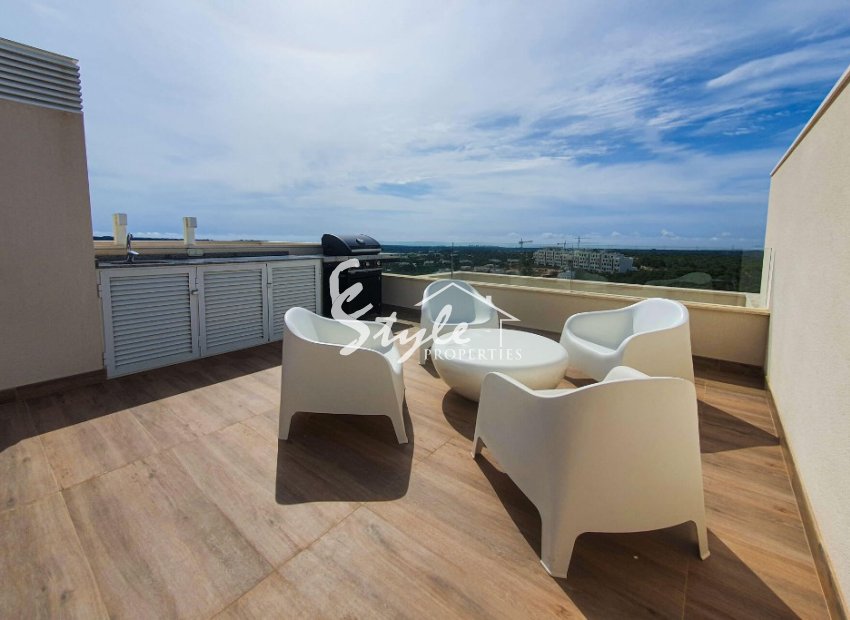 Resale - Apartament  - Las Colinas Golf