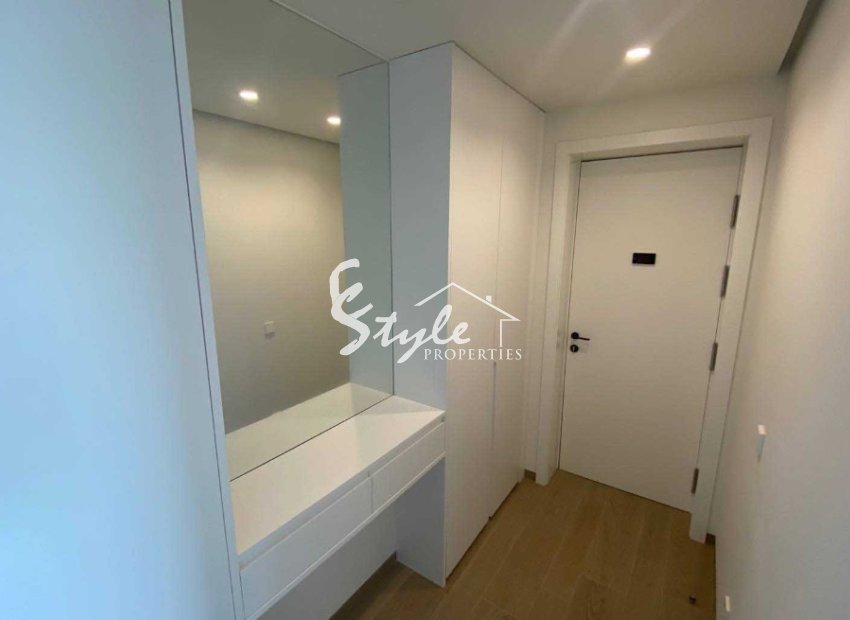 Resale - Apartament  - Las Colinas Golf