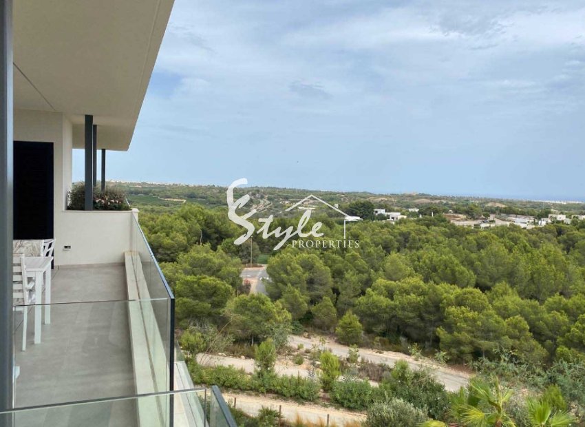 Resale - Apartament  - Las Colinas Golf
