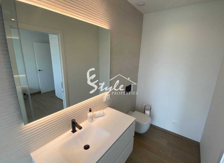 Resale - Apartament  - Las Colinas Golf