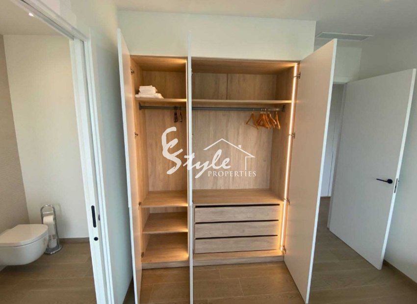 Resale - Apartament  - Las Colinas Golf