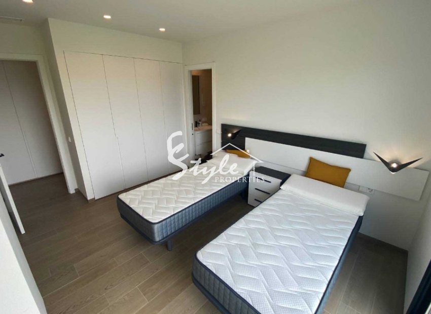 Resale - Apartament  - Las Colinas Golf