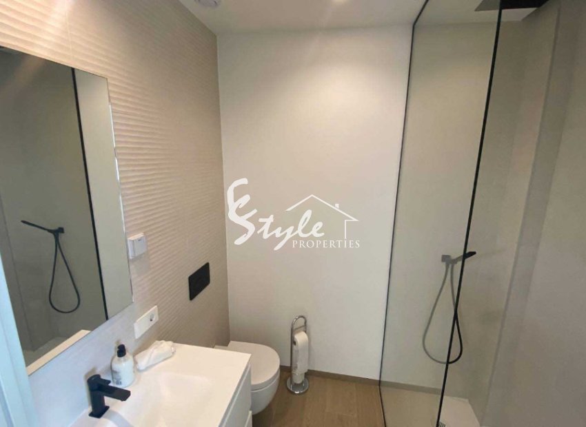 Resale - Apartament  - Las Colinas Golf