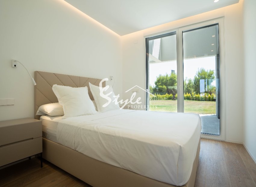 Resale - Apartament  - Las Colinas Golf