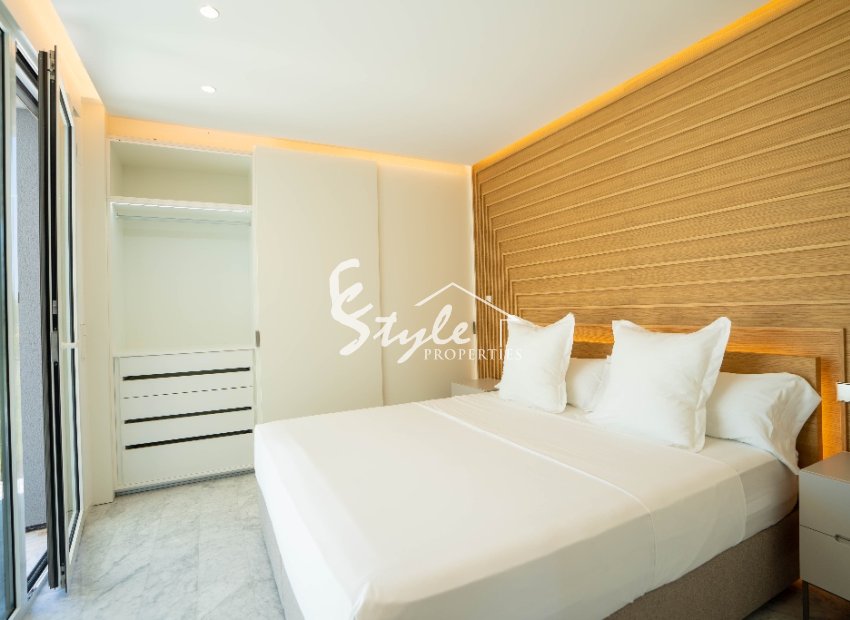 Resale - Apartament  - Las Colinas Golf