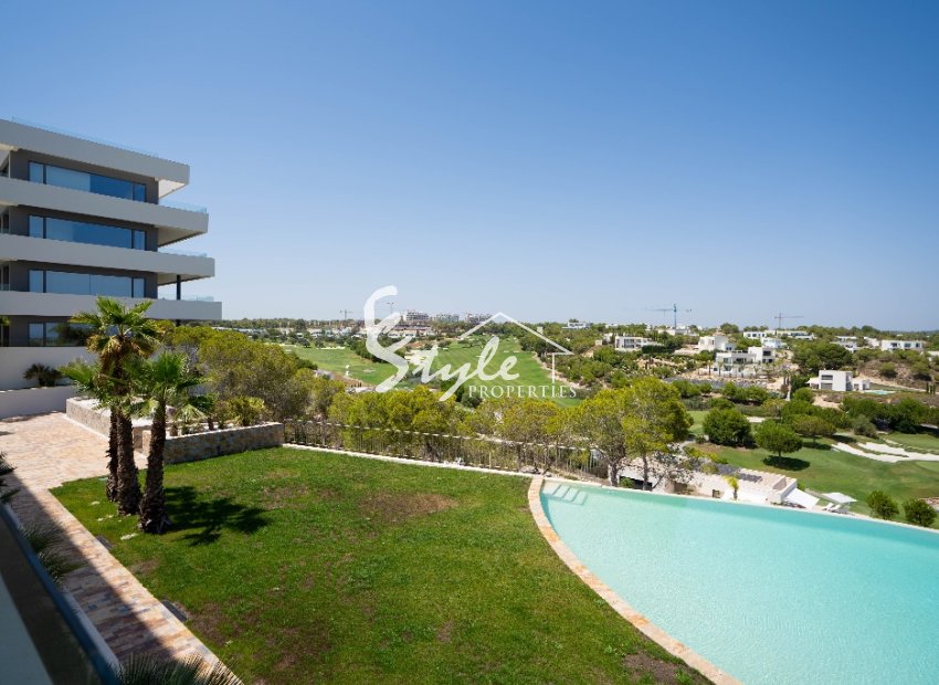 Resale - Apartament  - Las Colinas Golf