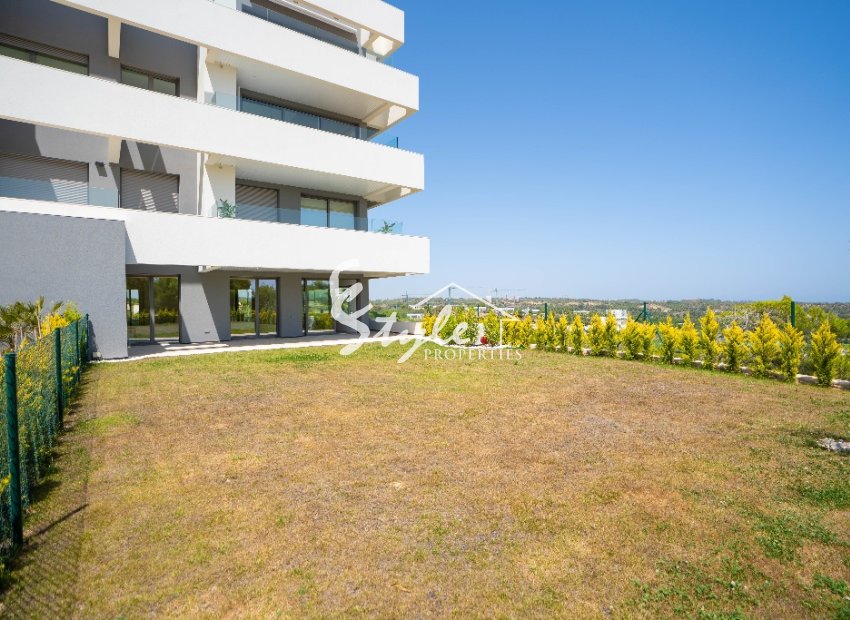 Resale - Apartament  - Las Colinas Golf