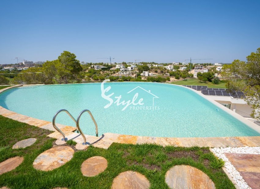 Resale - Apartament  - Las Colinas Golf