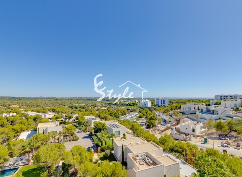 Resale - Apartament  - Las Colinas Golf