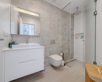 Resale - Apartament  - Las Colinas Golf