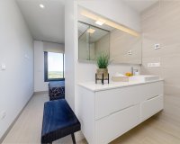 Resale - Apartament  - Las Colinas Golf