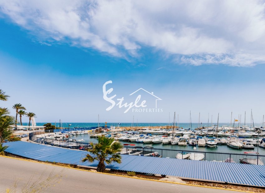 Resale - Apartament  - Las Colinas Golf