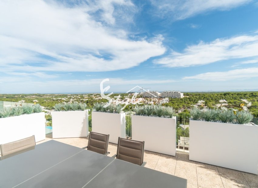 Resale - Apartament  - Las Colinas Golf