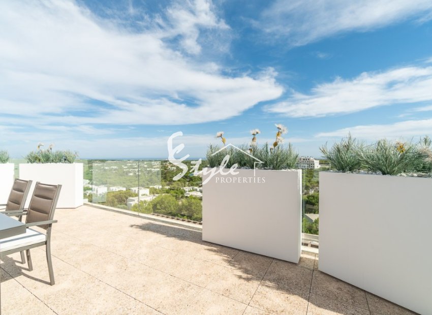 Resale - Apartament  - Las Colinas Golf