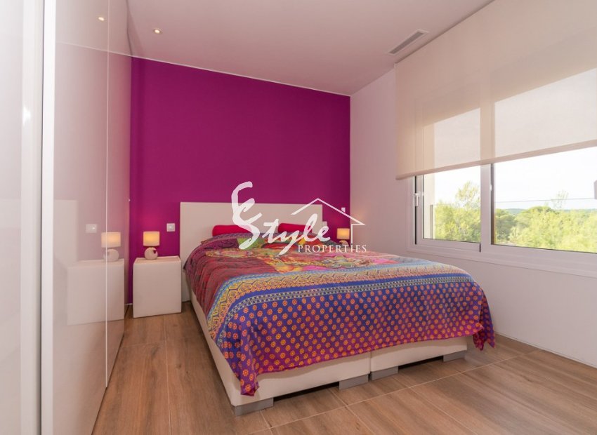 Resale - Apartament  - Las Colinas Golf