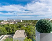 Resale - Apartament  - Las Colinas Golf