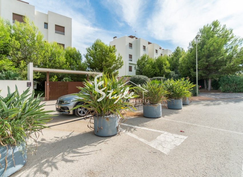 Resale - Apartament  - Las Colinas Golf