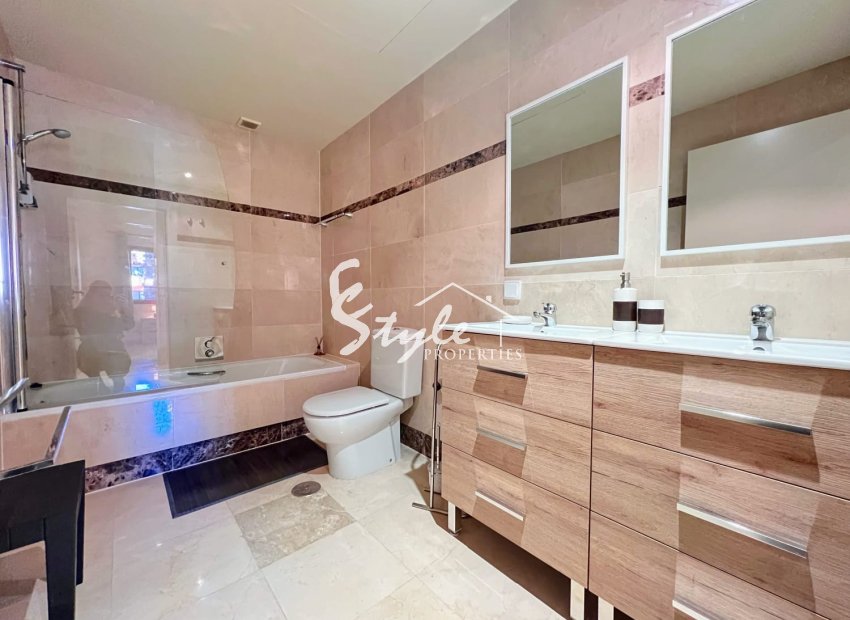 Resale - Apartament  - Los Alcazares - Los Narejos