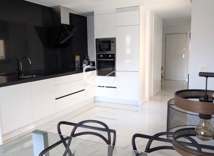 Resale - Apartament  - Los Altos