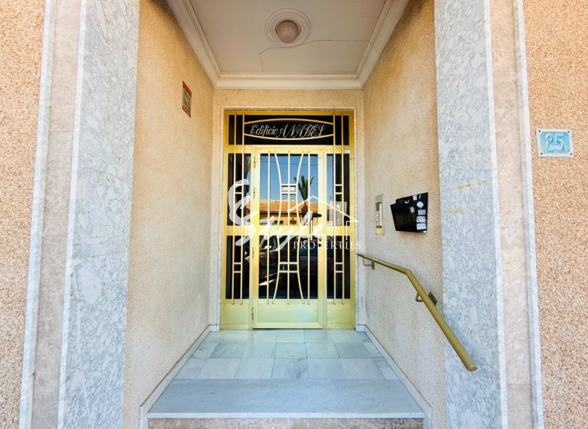 Resale - Apartament  - Los Montesinos