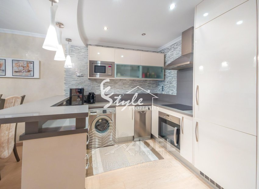 Resale - Apartament  - Orihuela-Costa - Altos de Campoamor