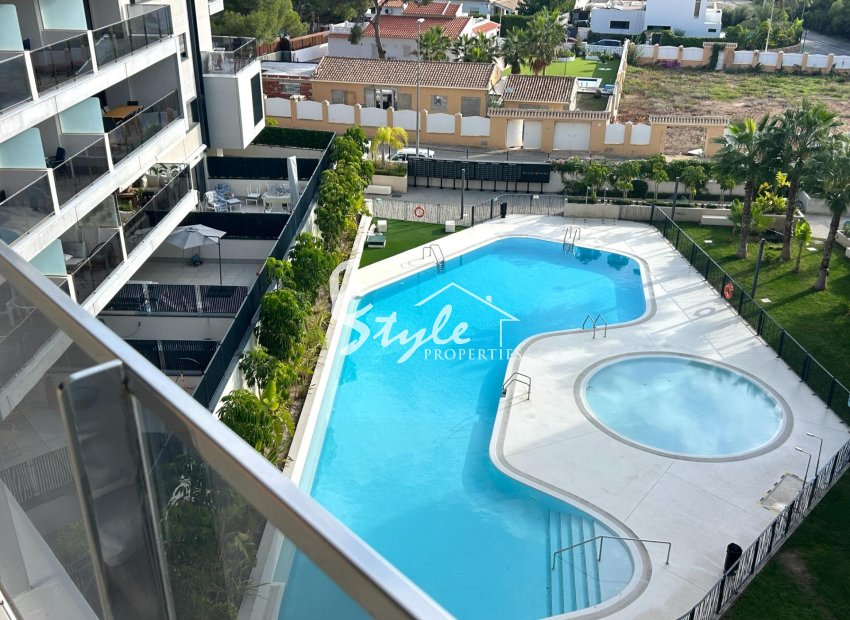 Resale - Apartament  - Orihuela-Costa - Altos de Campoamor