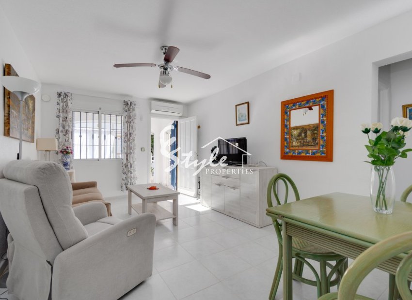 Resale - Apartament  - Orihuela-Costa - calle Arco Iris