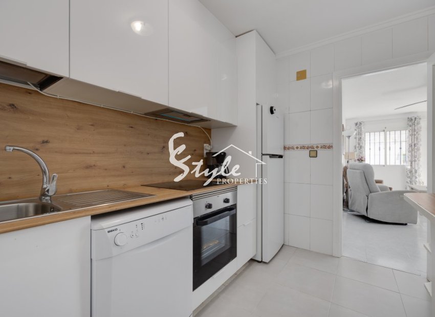 Resale - Apartament  - Orihuela-Costa - calle Arco Iris
