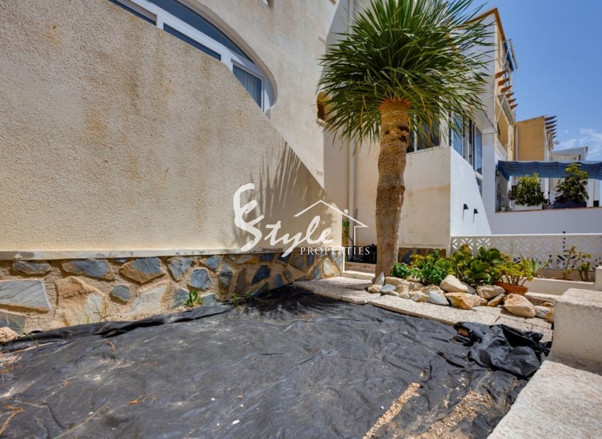 Resale - Apartament  - Orihuela-Costa - calle Violeta