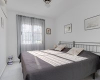Resale - Apartament  - Orihuela-Costa - La Florida