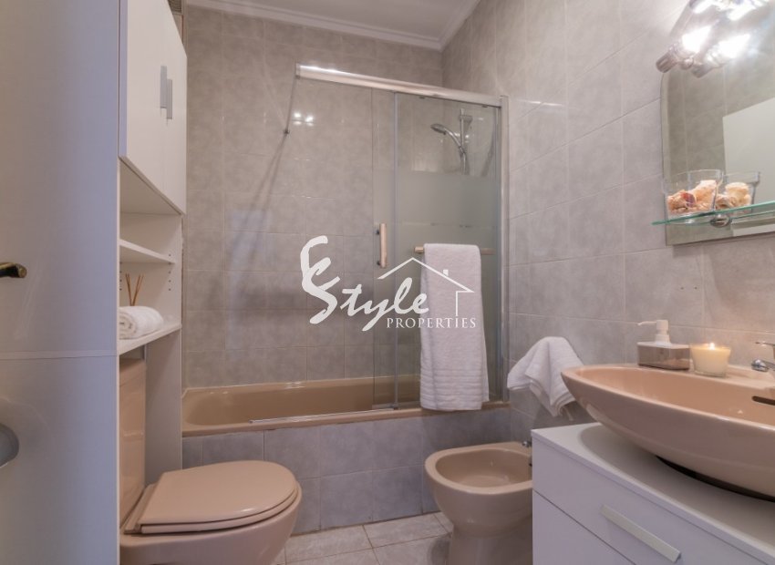 Resale - Apartament  - Orihuela-Costa - La Florida