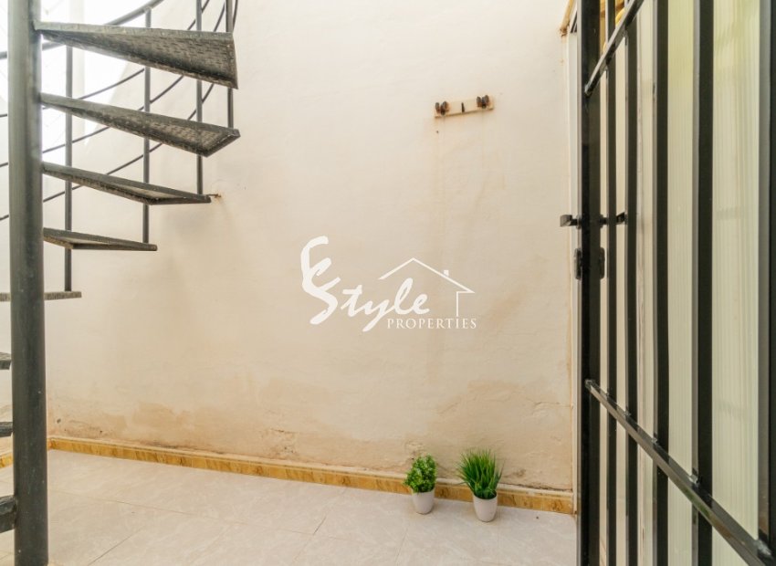 Resale - Apartament  - Orihuela-Costa - La Florida
