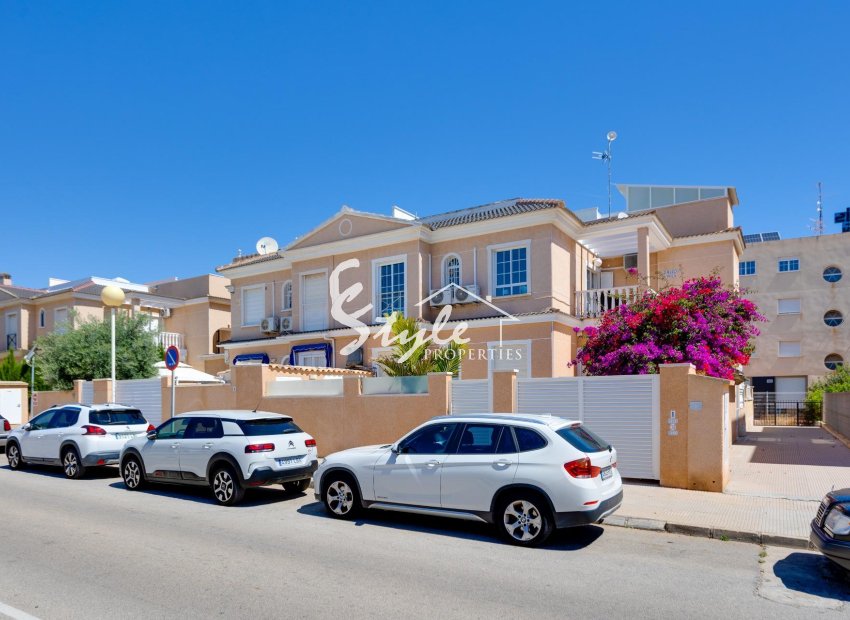 Resale - Apartament  - Orihuela-Costa - La Zenia