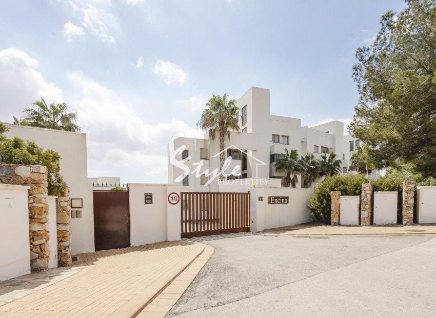 Resale - Apartament  - Orihuela-Costa - Las Colinas Golf